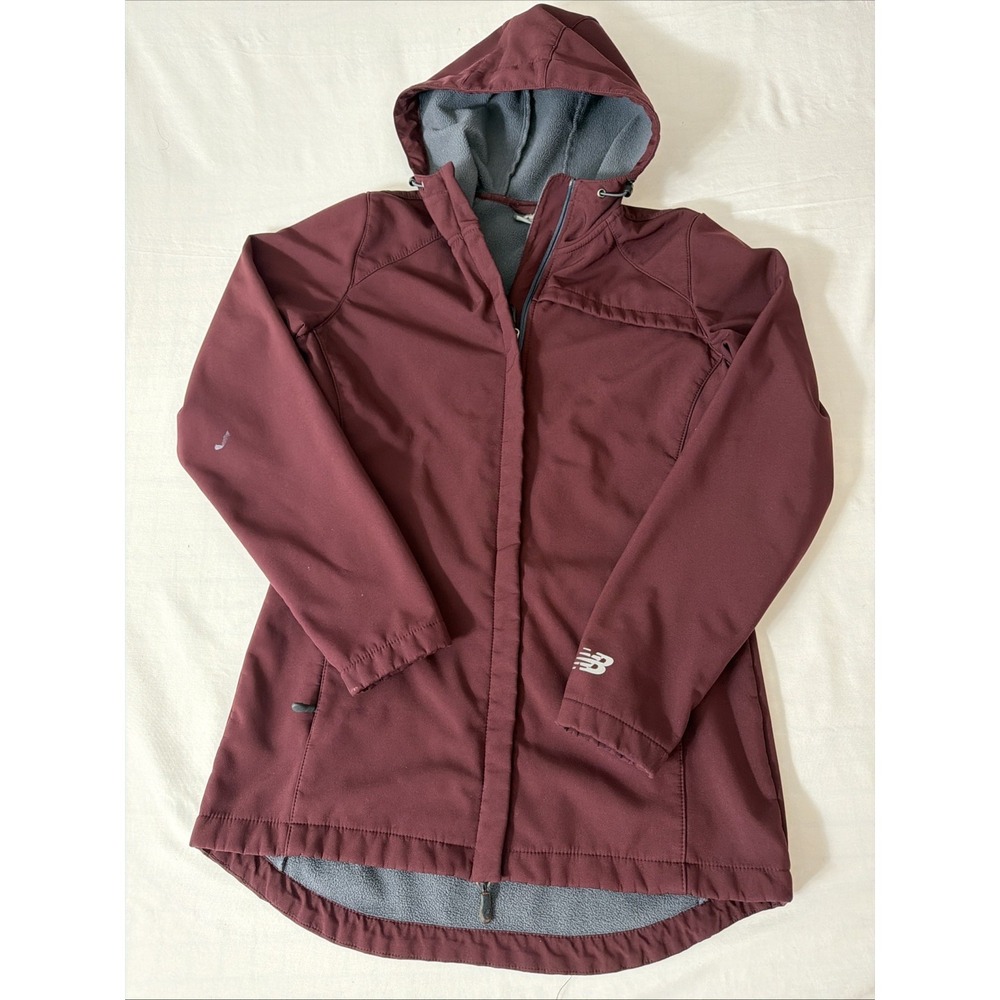 New Balance Women's Burgundy Hooded soft shell Jacket Wind Water Resistant Gym F